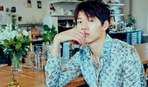 狗仔爆料娱乐圈恋情,娱乐圈明星甜蜜恋情曝光  第3张